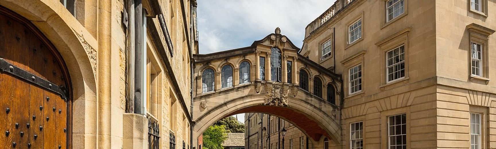 1280px university of oxford the bridge of sighs